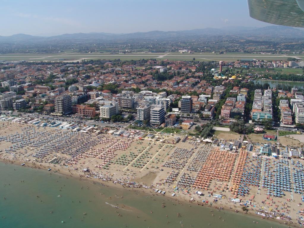 Hotel San Paolo Ріміні Екстер'єр фото