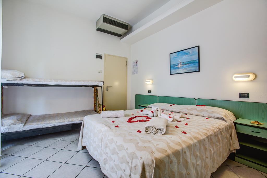 Hotel San Paolo Ріміні Номер фото