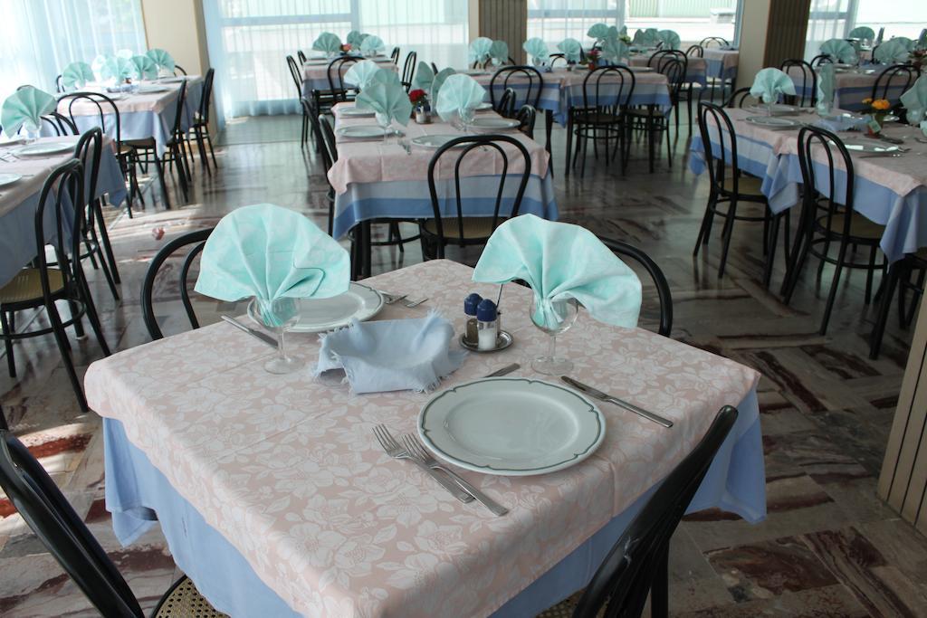 Hotel San Paolo Ріміні Екстер'єр фото