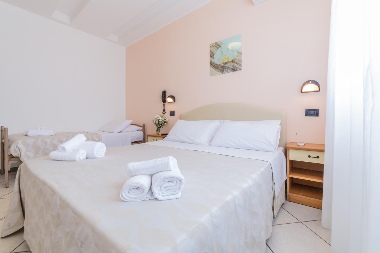 Hotel San Paolo Ріміні Екстер'єр фото
