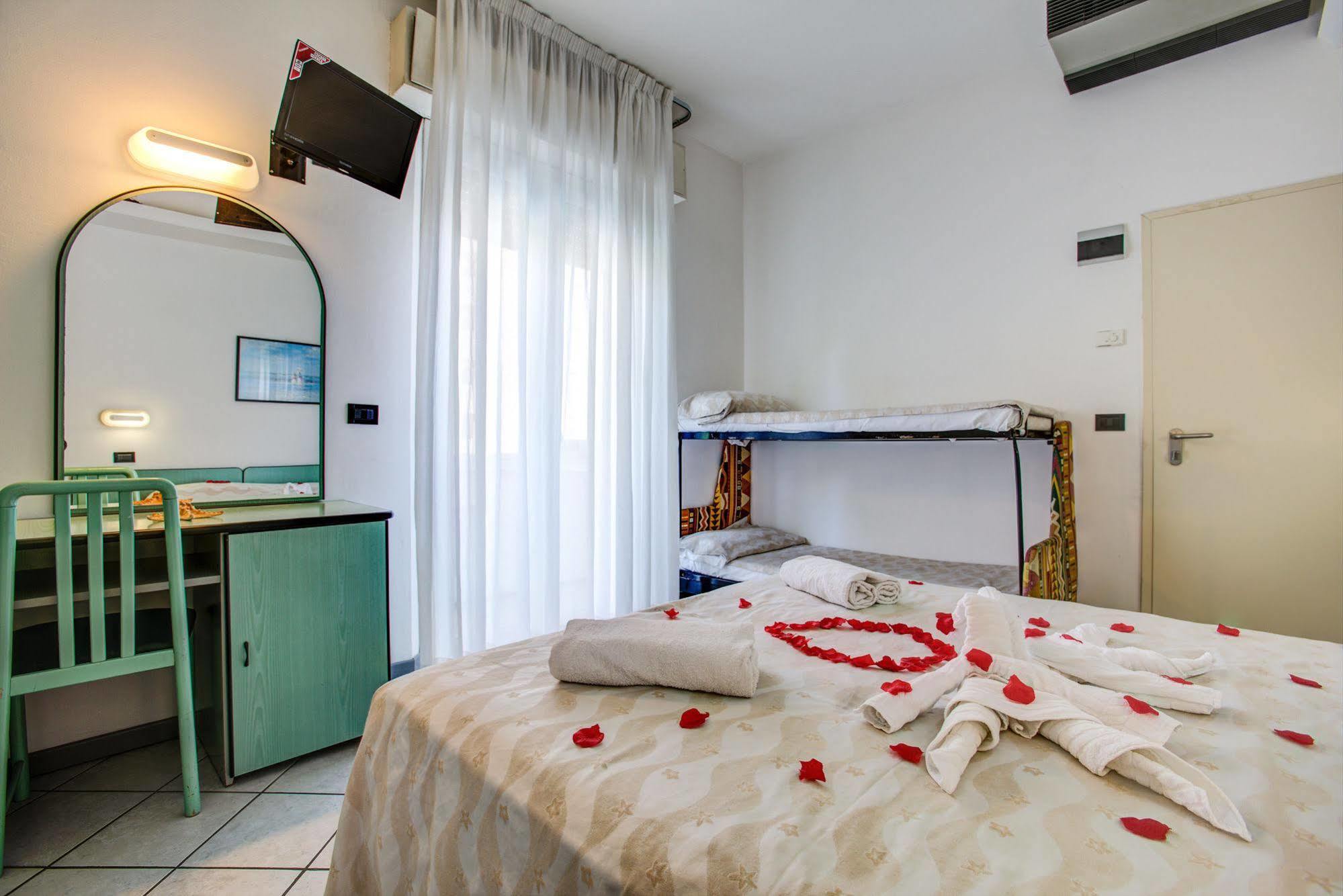 Hotel San Paolo Ріміні Екстер'єр фото