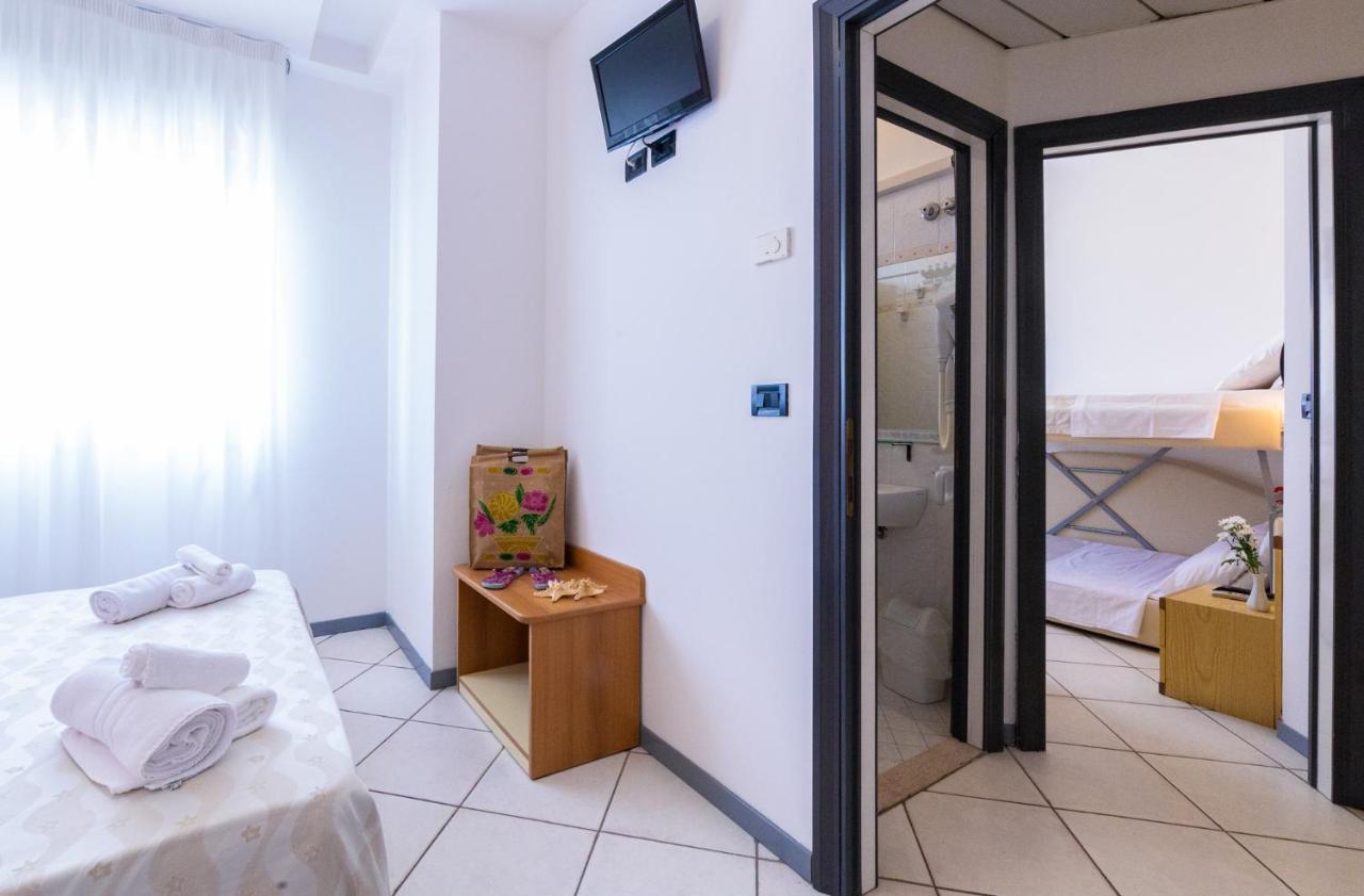 Hotel San Paolo Ріміні Екстер'єр фото