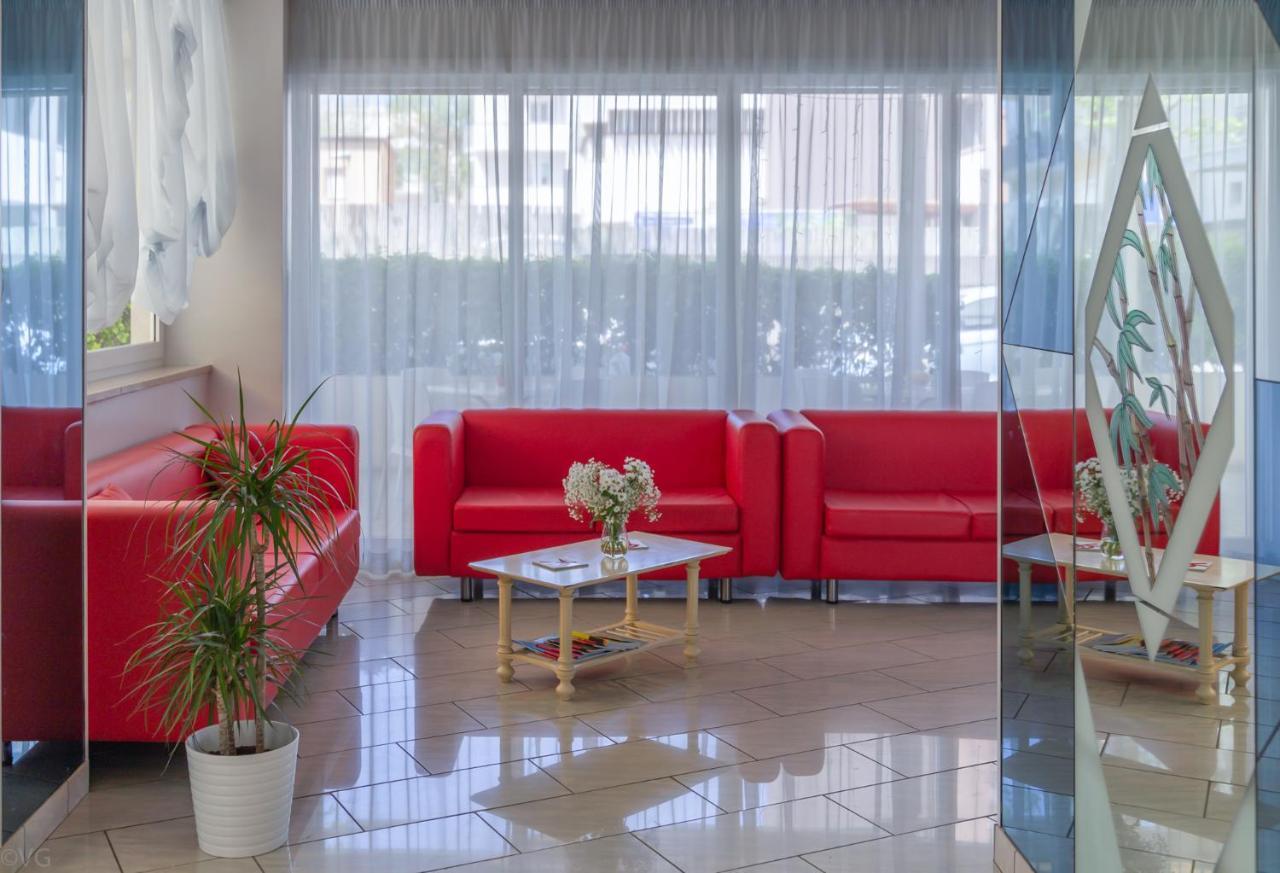 Hotel San Paolo Ріміні Екстер'єр фото